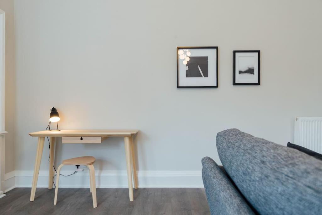 Stylish Stirling Apartment - Free Parking Εξωτερικό φωτογραφία