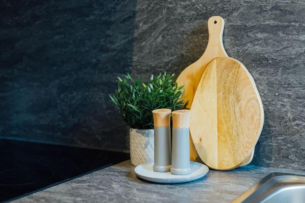 Stylish Stirling Apartment - Free Parking Εξωτερικό φωτογραφία