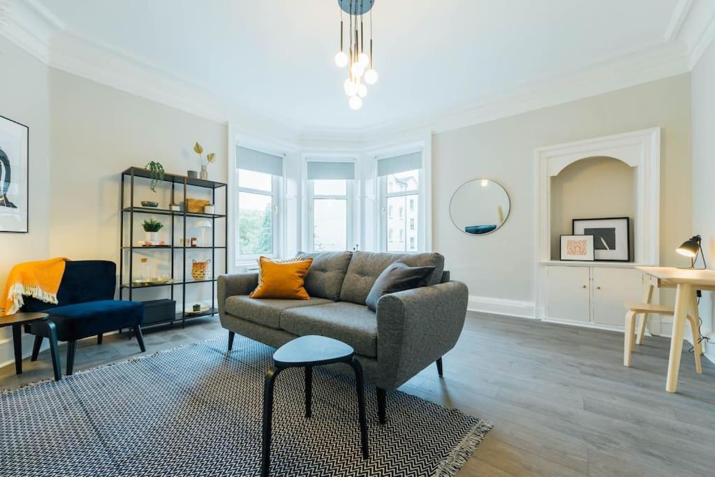 Stylish Stirling Apartment - Free Parking Εξωτερικό φωτογραφία
