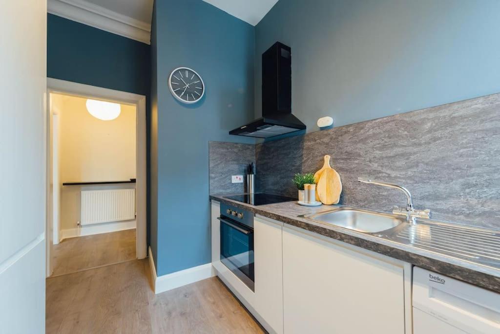 Stylish Stirling Apartment - Free Parking Εξωτερικό φωτογραφία